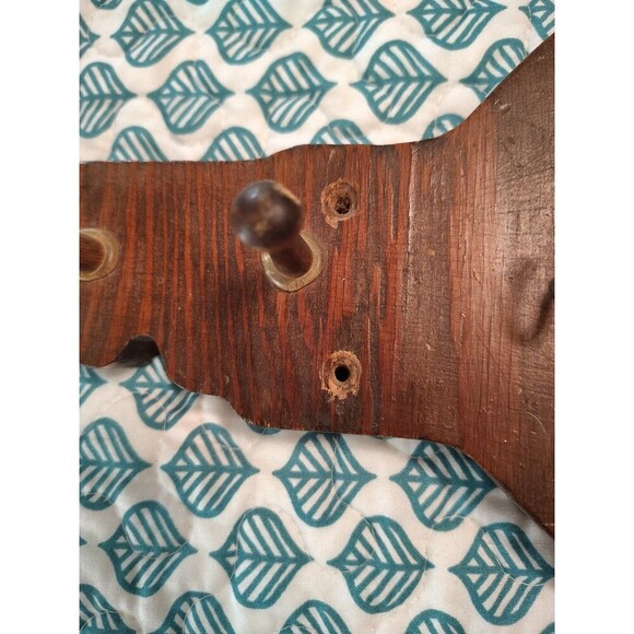 Vintage MCM Brown Wood Key Shaped Key Ring Hook Holder  Pegs 14.5 x 6.25" - Picture 2 of 12